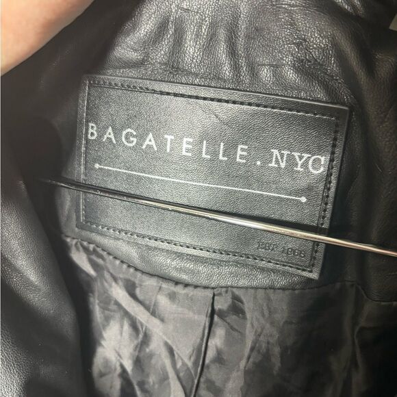 Bagatelle NYC small black oversized faux leather bomber puffer button jacket - Picture 8 of 8